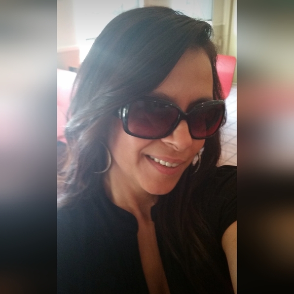 Meet your Posher, Ruth - Picture 5 of 7